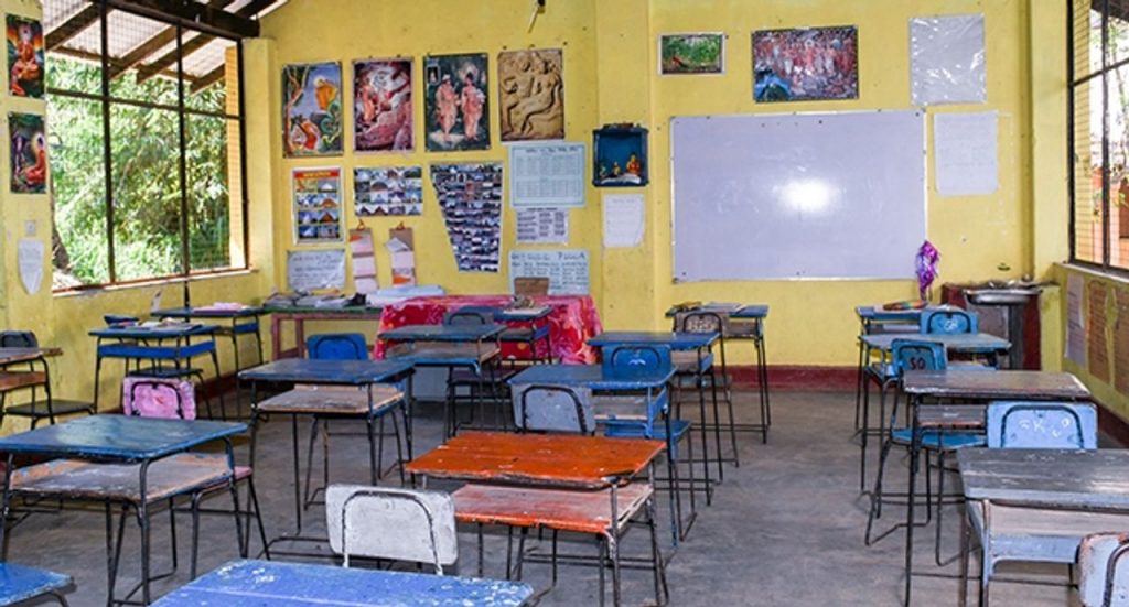 පාසල් විවෘත කළත් ඉගෙනුම අඩාලයි