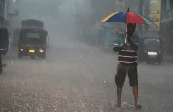 බොහෝ ප්‍රදේශවලට මි.මී. 50ට වැඩි තද වැසි