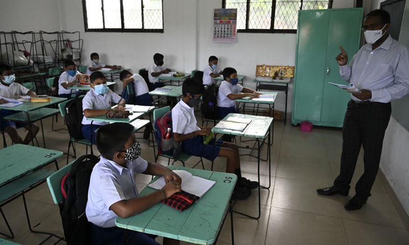 ගම්බද පාසල් දරුවන් අතරේ කොරෝනා ව්‍යාප්තියක්