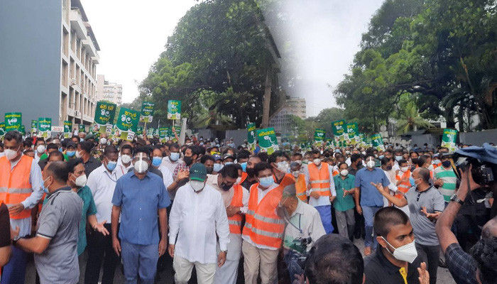 සමගි ජනබලවේග විරෝධතා පෙළපාලිය ගාලු මුවදොර දෙසට