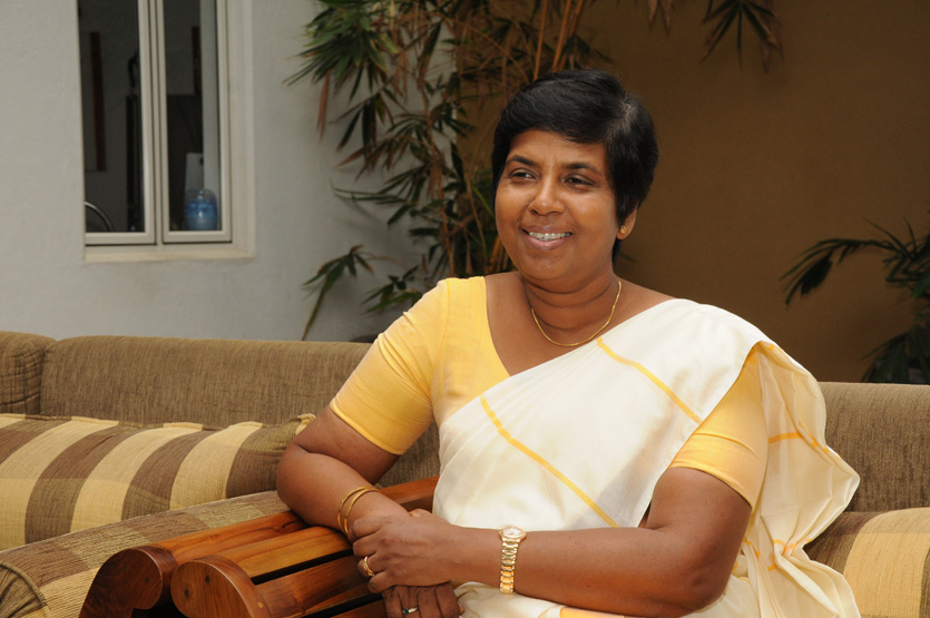 මොල්නපිරවීර් ඖෂධය මෙරටට ගේන්න අනුමැතියක් ලැබී නෑ