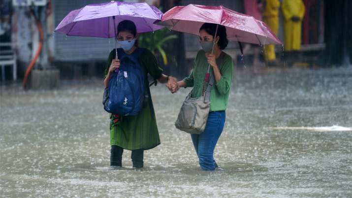 අදත් තැනින් තැන වැසි