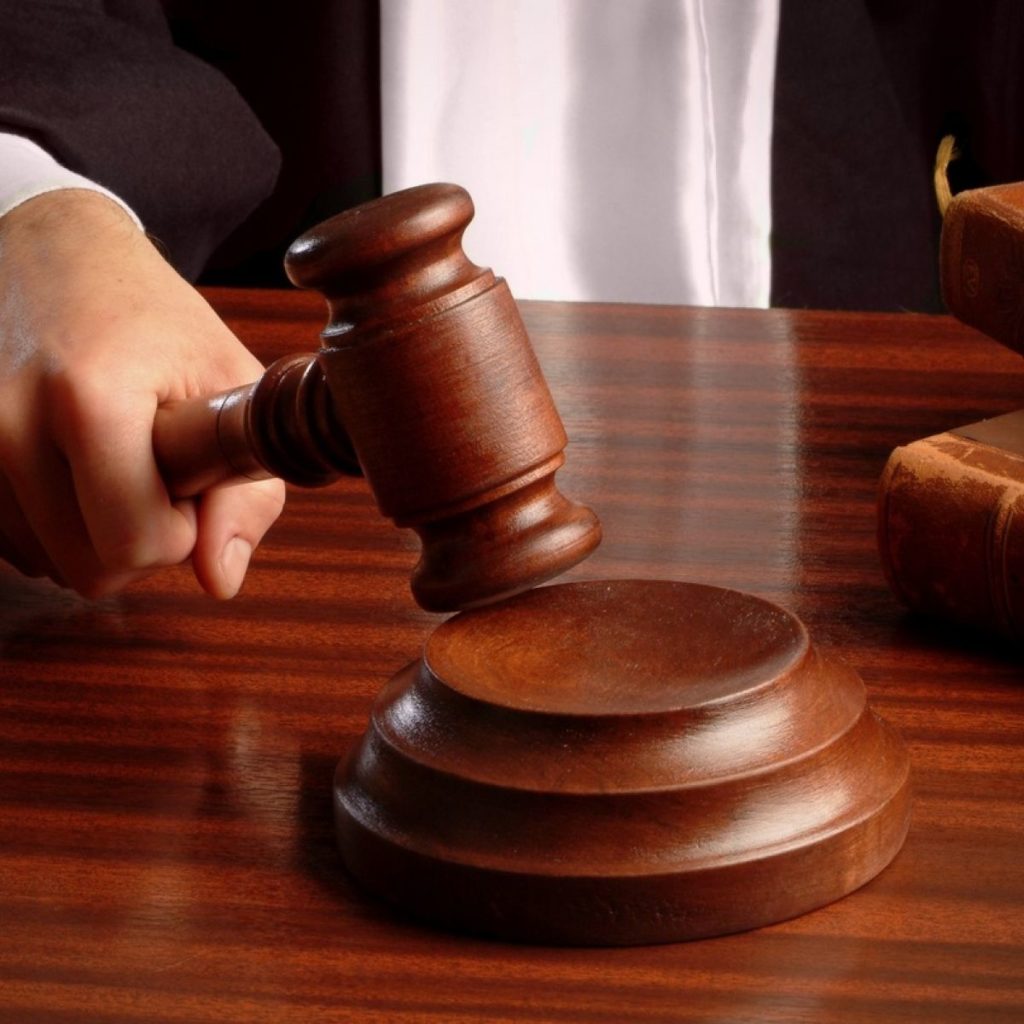 සෞඛ්ය වර්ජනයට එරෙහි වාරණ නියෝගයක්