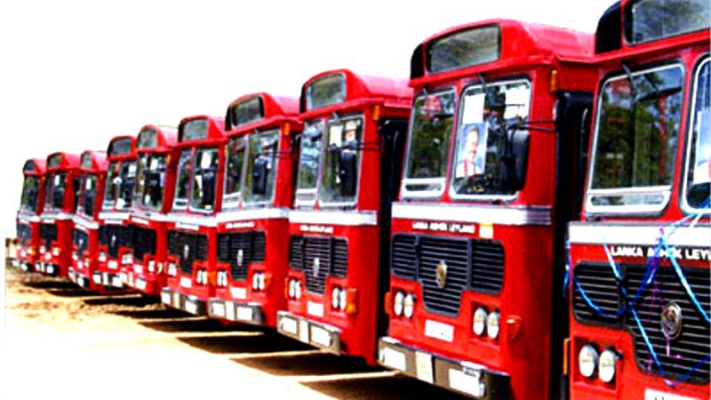 ලංගම ඩිපෝ වලින් පෞද්ගලික බස් වලට ඩීසල් සැපයීම මගීන් කබලෙන් ලිපට ඇද දැමීමක්