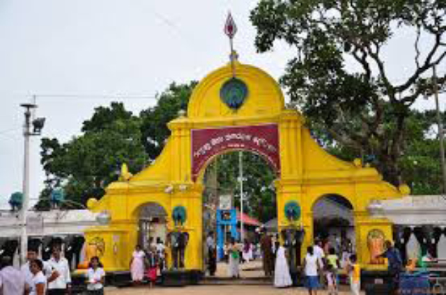 කතරගම දෙවියන්ගේ රන් තැටියට විද්දේ කපුවෙක්මද? විමර්ශන තවදුරටත්