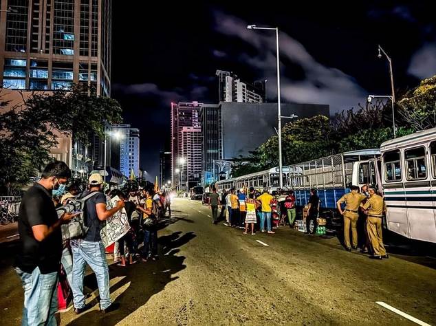 අරලියගහ මන්දිර ශබ්ද දූෂණයට එරෙහි පැමිණිල්ලක්