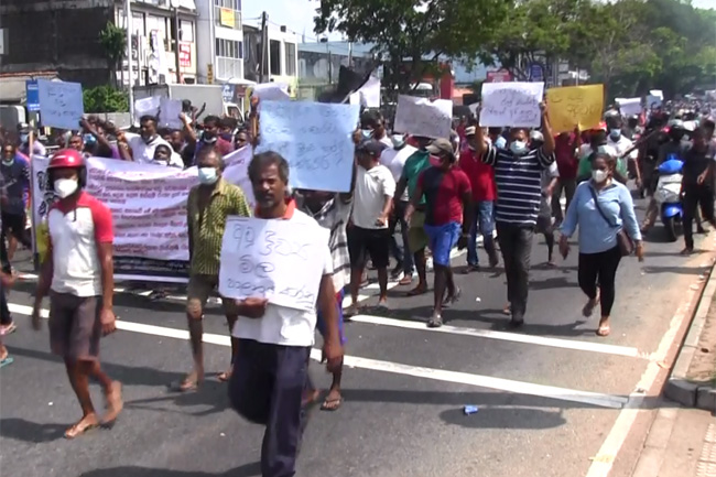තැනින් තැන රජයට එරෙහි විරෝධතා