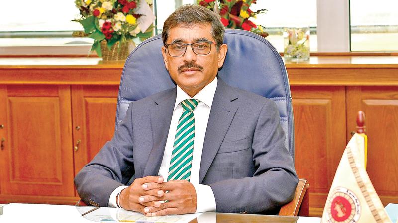 බැංකු වලට පිටින් එන රට සල්ලි වලට පාලනයක්