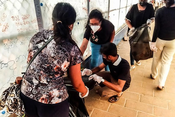 ගාලු මුවදොර අරගලයට දින පනහ සපිරීම නිමිත්තෙන් අරුත්බර වෙනසක්