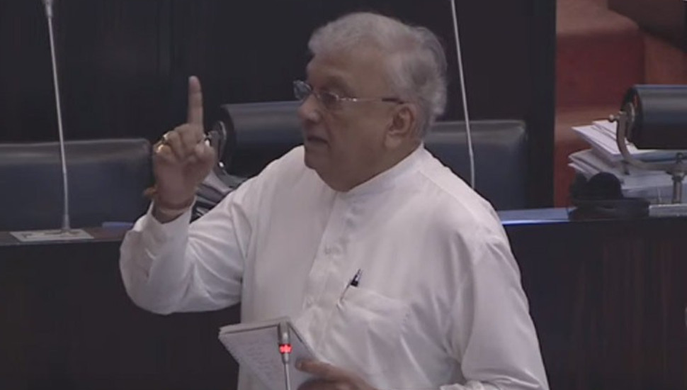 ආණ්ඩුවේ ඇමතිකම් ලබා ගත් සජබ මන්ත්‍රීන්ට විනය ක්‍රියා මාර්ග