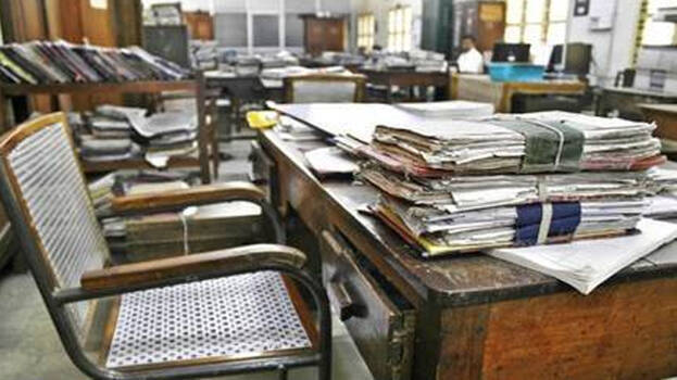 රාජ්‍ය ආයතන කාර්ය මණ්ඩල කැඳවීම සීමා කිරීමේ චක්‍ර ලේඛය නිකුත් කෙරේ