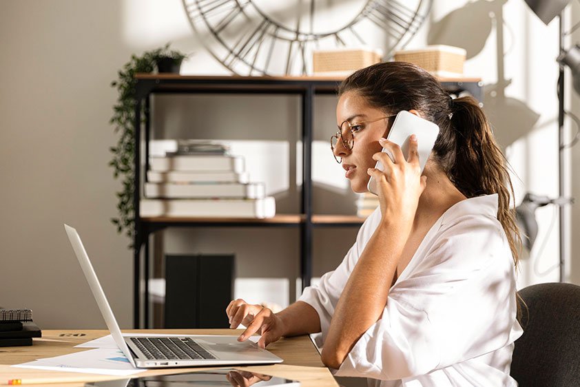 ගෙදර ඉඳන් වැඩ කළත් පඩි කැපීමක් නෑ