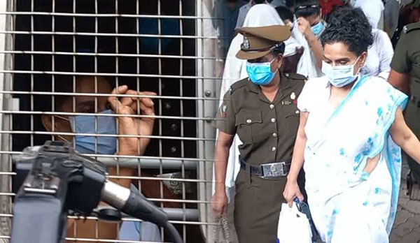 ශෂී වීරවංශට වසර දෙකක සිර දඬුවමක් නියම කෙරේ