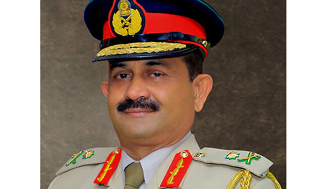 නව යුද හමුදාපති මේජර් ජෙනරාල් විකුම් ලියනගේ