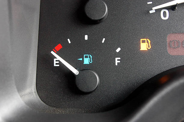 ඉන්ධන නැති කමින් රටම ඇනහිටින ළකුණු