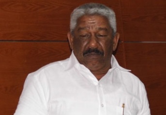 මහින්ද කහඳගම සීඅයිඩියට බාර වෙයි