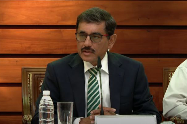 මහ බැංකු අධිපති නතර වෙයිද?ගෙදර යයිද?