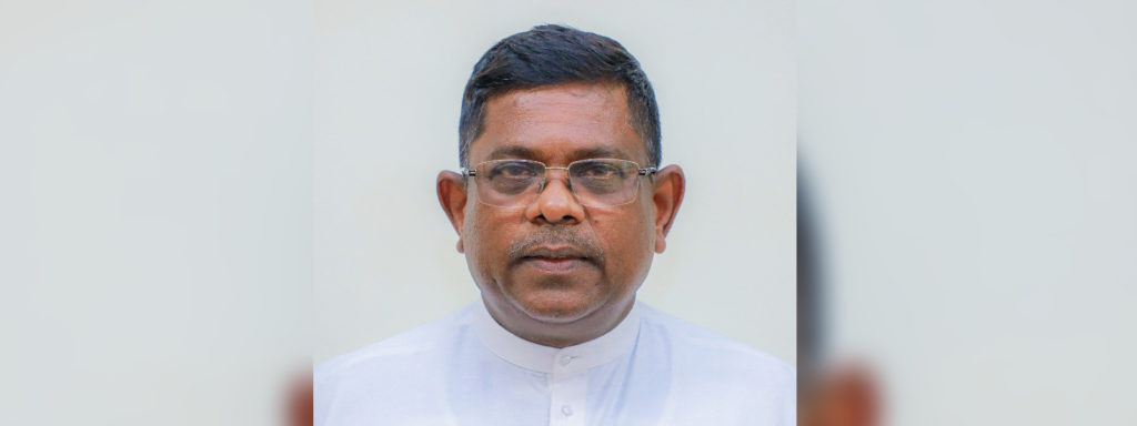 පහලොස් වෙනිදා වත් පොහොර නොලැබුණොත් වැඩේ අවුල් වේවි