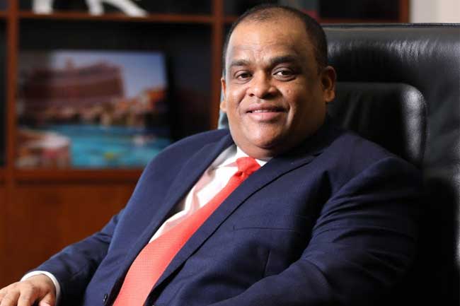 ධම්මික පෙරේරා මන්ත්‍රී කමින් අස් වන පාටක් නැතිලු