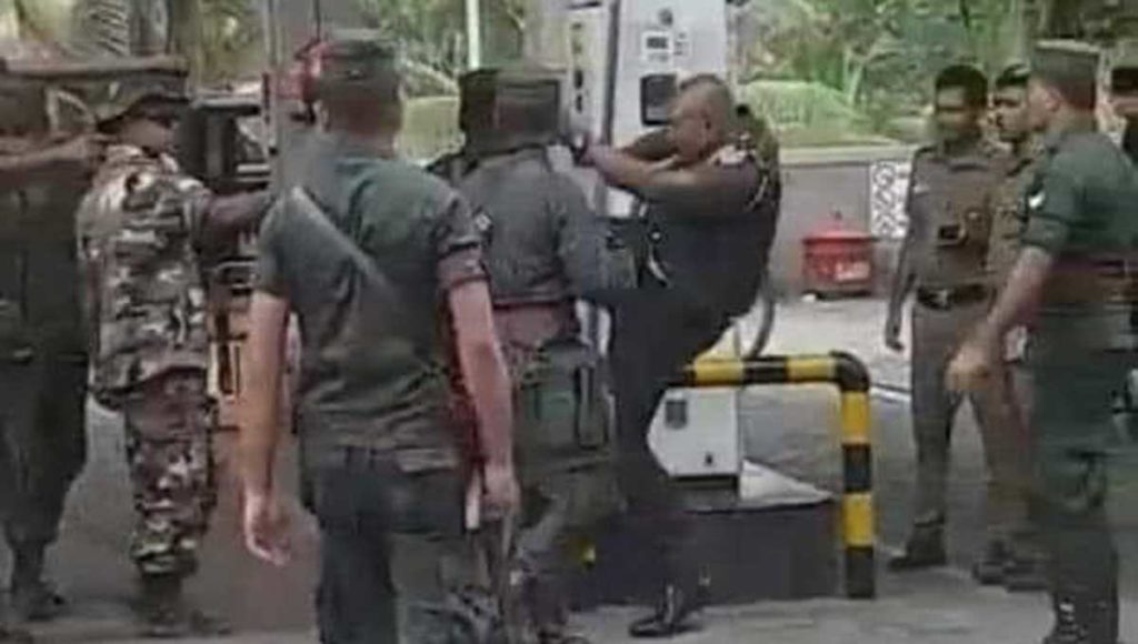 තරුණයකුට පා පහරක් එල්ල කළ යුද හමුදා ලුතිනන් කර්නල් ගැන විමර්ශනයක්