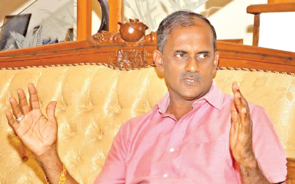 දවස් තුනක් තුළ පිටි මිල පාලනය නොකළොත් පාන් ගෙඩිය රුපියල් 60කින් ඉහළ යාවි