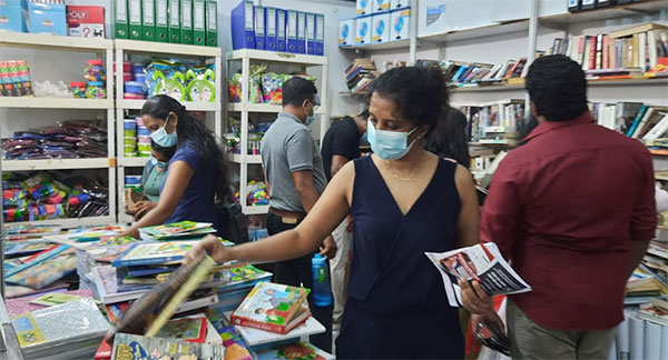 කොළඹ පොත් ප්‍රදර්ශනය නැරඹීමට අද දිනයේ විශාල ජනතාවක්