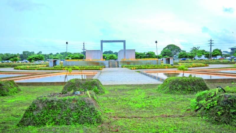 ජනපති මැදුර සහ ලේකම් කාර්යාලය මාදිවෙලට;ලේකම් කාර්යාලය ගෝඨාගේ ජාතික සඳුන් උයනට