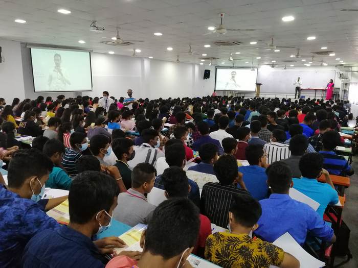 උසස් පෙළ උපකාරක පන්ති නියාමනය කිරීමට පියවර