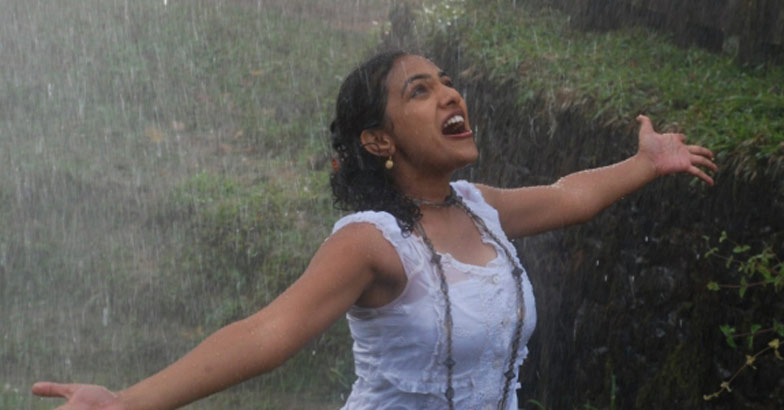 නිරිත දිග මෝසම් වැසි වලට සැරසෙමු