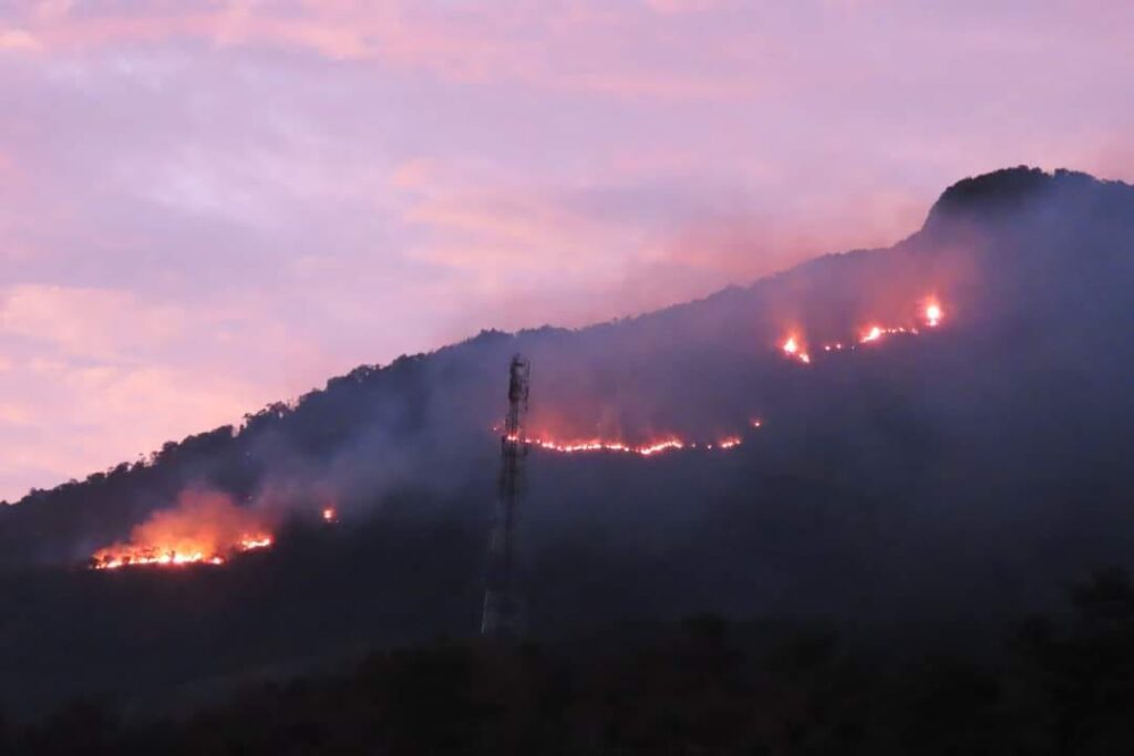 හාවාගල කඳුවැටියට ගිති තබති