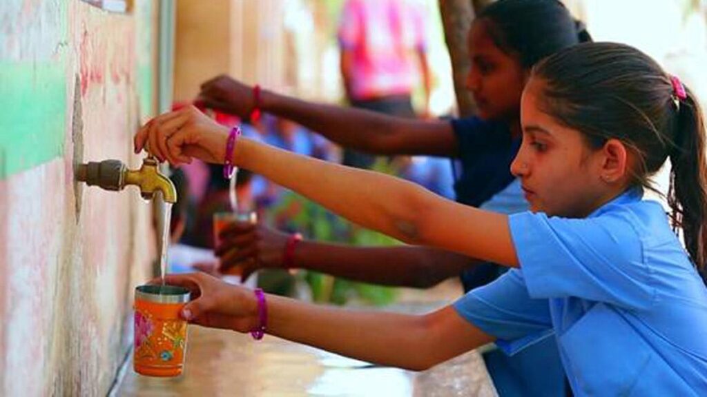 අද සිට ජල බිල 30% කටත් ඉහළ නඟී