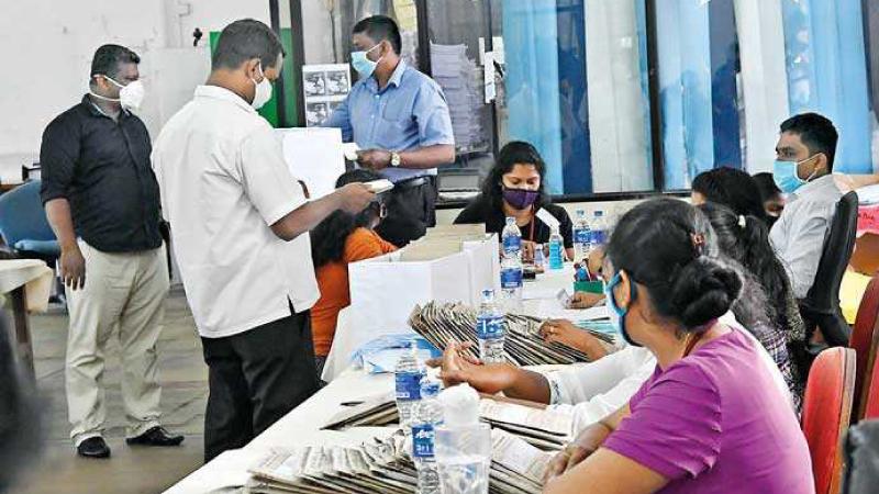 රජයේ සේවක වැටුප් වියදම 4%කින් අඩු වෙයි