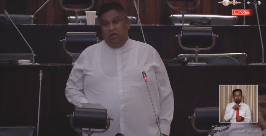 ගල් අරක්කු මිල වැඩි කළත් රටේ කසිප්පු  තියන බව අයි.එම්.එෆ් එකට කියා දිය යුතුයි