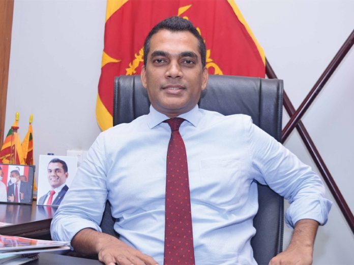 ඛනිජ තෙල් නීතිගත සංස්ථා සභාපති ඉල්ලා අස්වෙයි