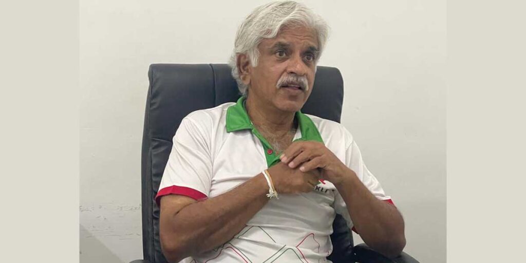   අපේ ක්‍රිකට් ක්‍රීඩාවට නව සන්නාමයක් හඳුන්වා දෙනවා