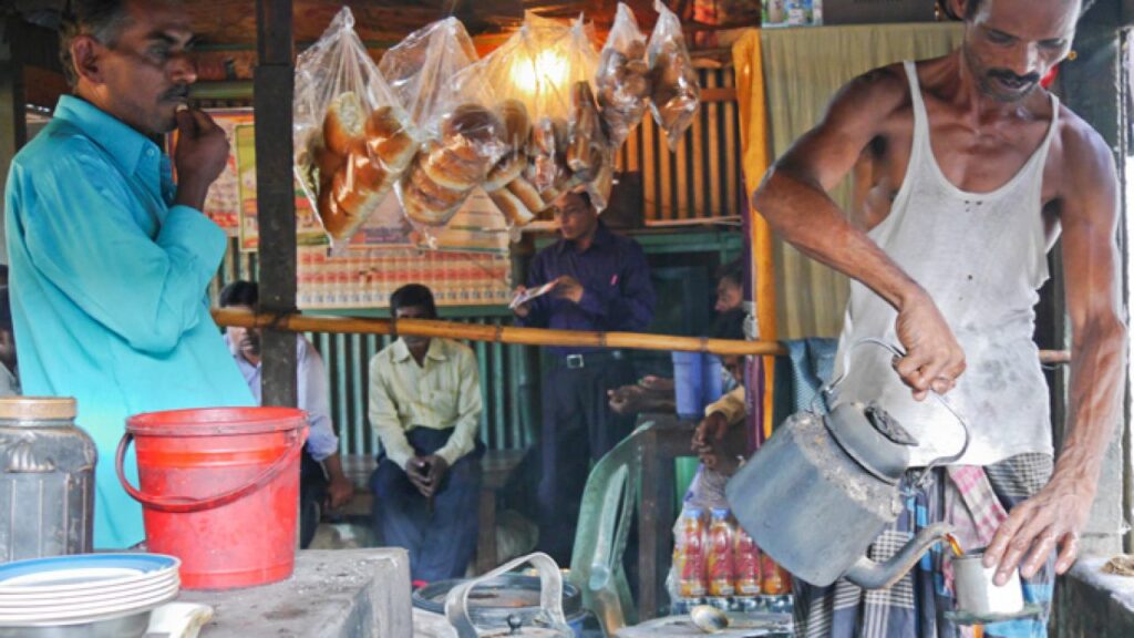 “ප්ලේන්ටියේ” සිට බත් පත තෙක් කෑම මිල ඉහළට