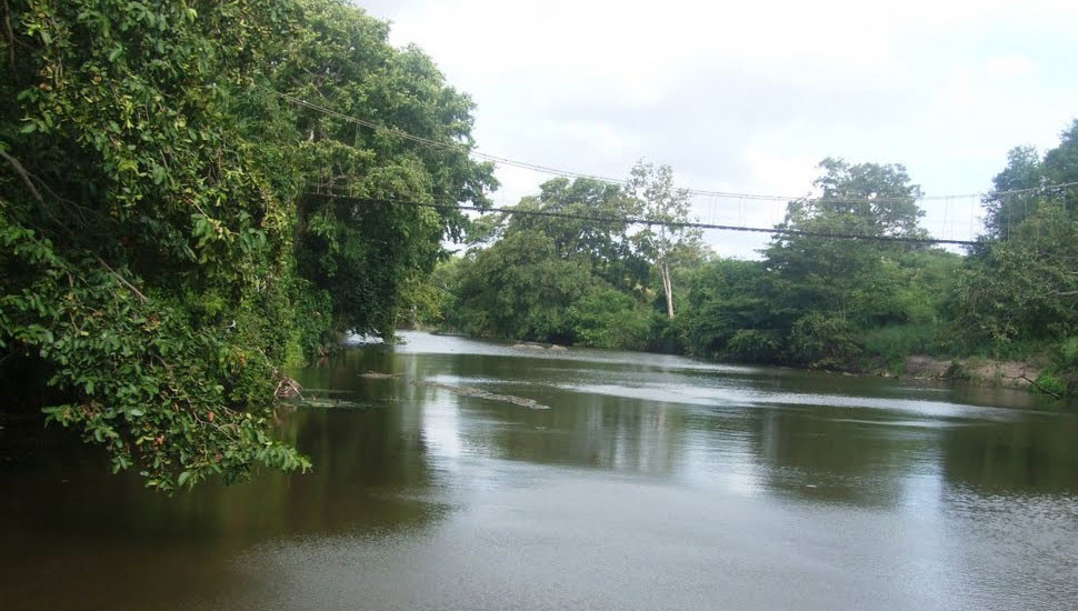 අධික වර්ෂාවත් සමඟ මල්වතු ඔය දෙපස පහත්බිම් වලට ගංවතුර අවදානමක්