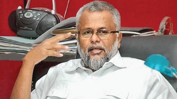 “කදිර දිව්‍යරාජ”  චිත්‍රපටයෙන් ගණ දෙවියන්ගේත් කතරගම දෙවියන්ගේත් නෑකම මාරු කරලා