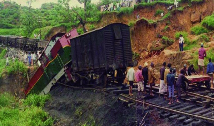 මධ්‍යම කඳුකරයෙන් නාය යාමේ සහ ගිලා බැසීමේ අවදානමක්