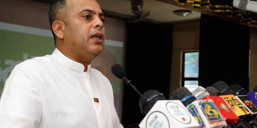 මහ බැංකු සේවක වැටුප 70%කින් වැඩි කරනවා නම් සෙසු රාජ්‍ය සේවක වැටුපත් 70%කින් වැඩි කළ යුතුයි
