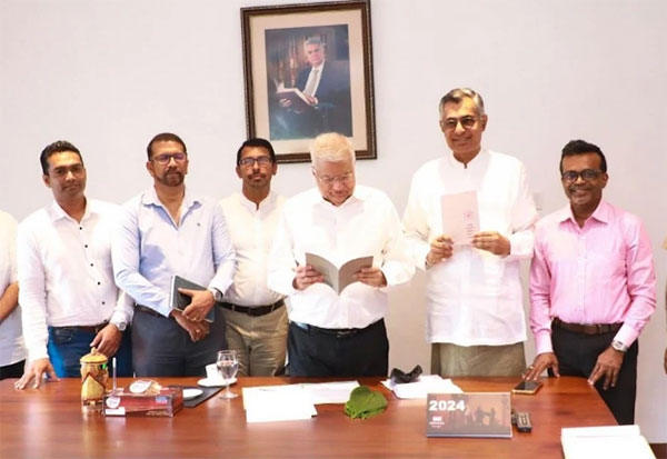 පාඨලී ගේ ‘දේශය වෙනුවෙන් එක්වන පියවරක්’ජනපති වෙතට