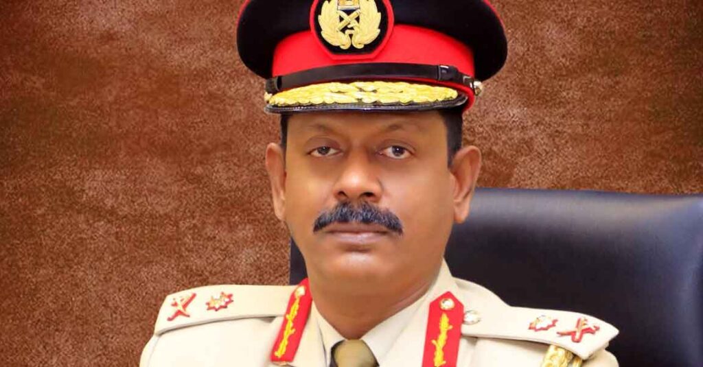 සනත් නිශාන්ත අවමඟුලේ ආහාර පිසුවේ යුද හමුදාවයි