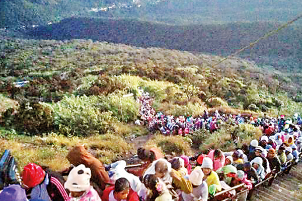 ශ්‍රී පාද වන්දනාකරුවන්ට දැනුම්දීමක්