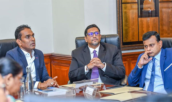 වෙරළ රකින්න අලුත් වැඩක්