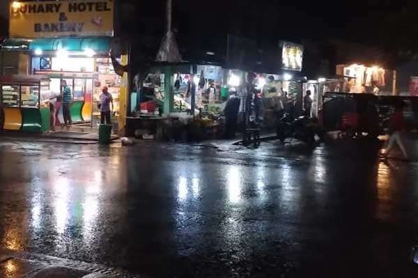 බළංගොඩට අයිස් සමඟ අධික වර්ෂාවක්