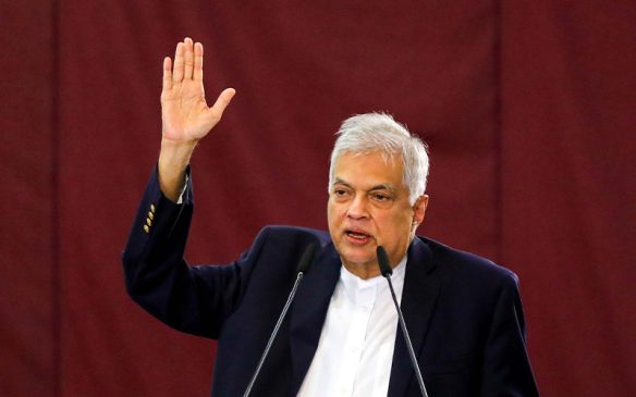 අපනයන ආර්ථිකයක් නැත්නම් අවුරුදු දහයකින් රට වැටෙනවා