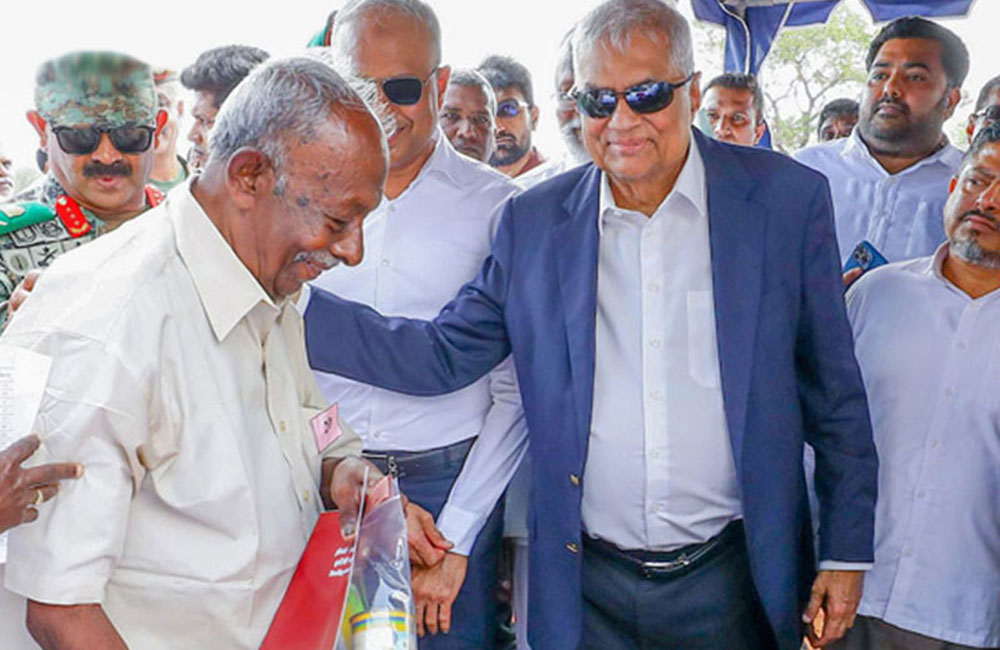 ආරක්ෂක හමුදා භාරයේ  තිබූ යාපනයේ ඉඩම් අක්කර 234ක් නිදහස් කෙරේ