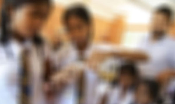 රජයෙන් පාසල් දැරියන්ට සනීපාරක්ෂක තුවා මිල දී ගැනීම සඳහා වවුචරපත්