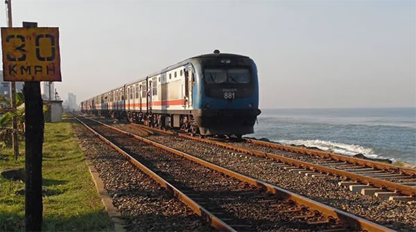 මුහුදුබඩ දුම්රිය මාර්ගයේ එක් දුම්රිය මාර්ගයක ගමනාගමනය සීමා කරයි