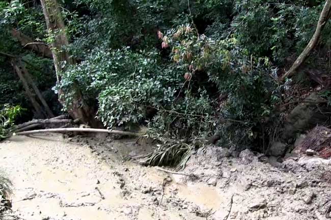 ඇල්ලේ නායයෑමේ අවදාමක්